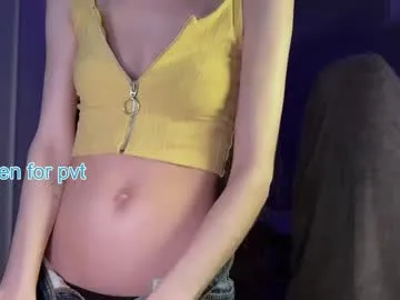 Vik1One1 – webcam model profile photo Image 6