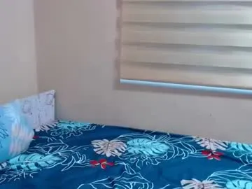 krissone – webcam model profile photo Image 10