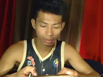 MinniMia – webcam model profile photo Image 12