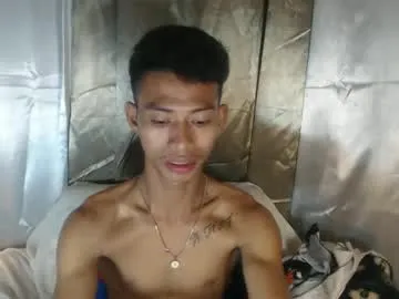 MinniMia – webcam model profile photo Image 2