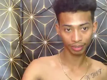 MinniMia – webcam model profile photo Image 4