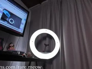 MinniMia – webcam model profile photo Image 18