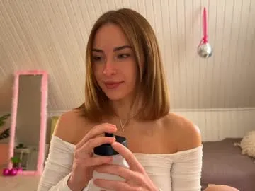 nikol_je – webcam model profile photo Image 10