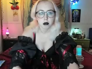 miaknox – webcam model profile photo Image 11