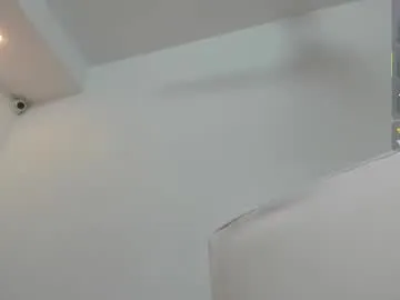 escar_let – webcam model profile photo Image 9