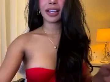 xlunami – webcam model profile photo Image 15