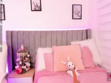 pinkadele – webcam model profile photo Image 16