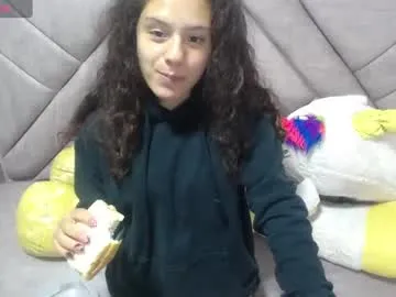 xlunami – webcam model profile photo Image 14