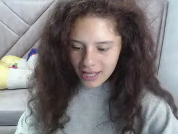 xlunami – webcam model profile photo Image 17