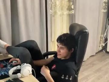 dafni_mon – webcam model profile photo Image 17