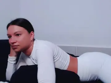 corni__ – webcam model profile photo Image 4