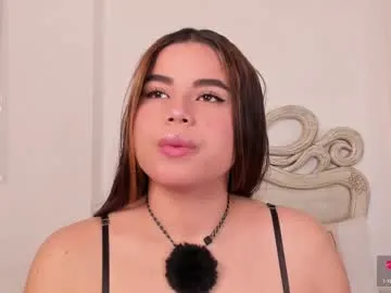 mashalush – webcam model profile photo Image 8