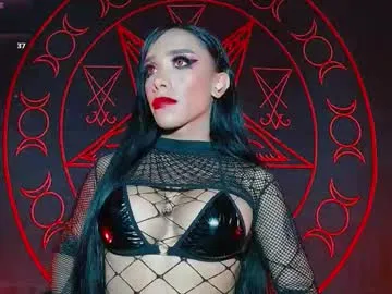 lilbbyliv – webcam model profile photo Image 14