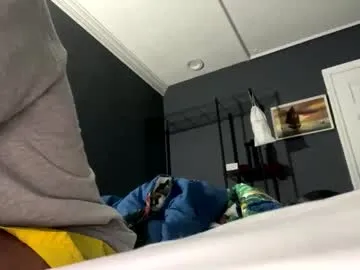 shiny-lily – webcam model profile photo Image 14