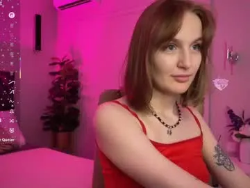 Ellidi – webcam model profile photo Image 4
