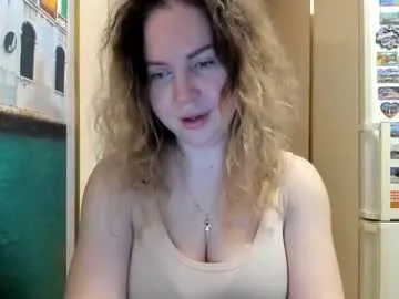 PinkFoxya – webcam model profile photo Image 2