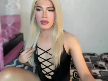 violetblush04 – webcam model profile photo