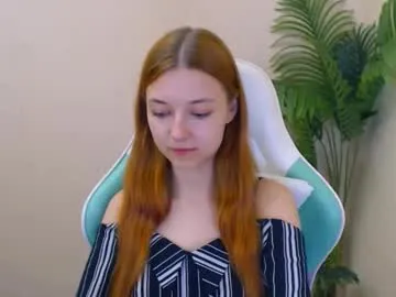 Kathariine – webcam model profile photo Image 2