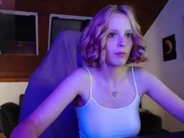 aberachmackay – webcam model profile photo Image 9