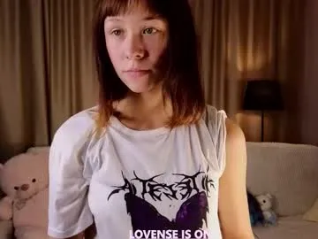 cutebon – webcam model profile photo Image 9