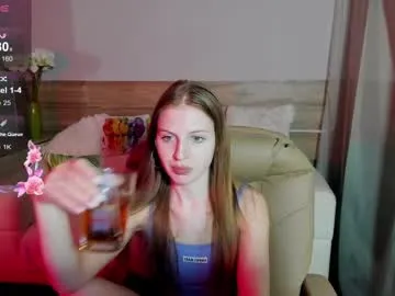 loveuniverse8 – webcam model profile photo Image 17