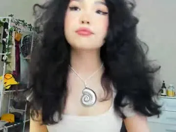 blondevelvet42 – webcam model profile photo Image 15