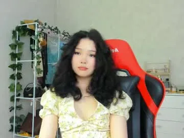 blondevelvet42 – webcam model profile photo Image 4