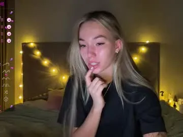 xlunami – webcam model profile photo Image 15