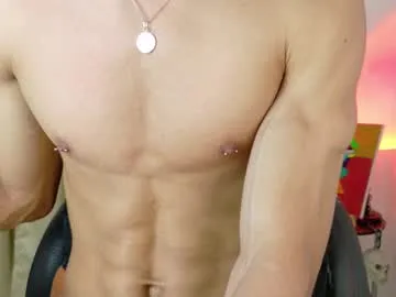 maca-moon – webcam model profile photo Image 3