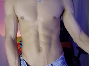 maca-moon – webcam model profile photo Image 6