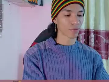 maca-moon – webcam model profile photo Image 9