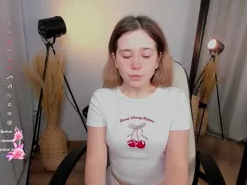 sweetateka – webcam model profile photo Image 11