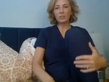 KristenKisa – webcam model profile photo Image 7