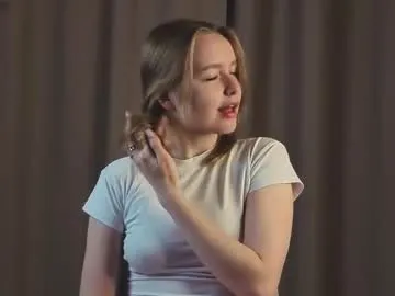 korinaluvv – webcam model profile photo Image 7