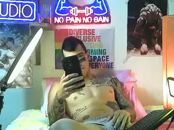 annie_f0x – webcam model profile photo Image 18