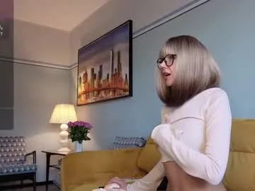 creamybabes0 – webcam model profile photo Image 2