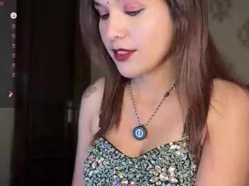 PeachGirl – webcam model profile photo Image 3