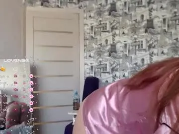 daniaramirez – webcam model profile photo Image 13