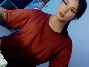 livslifee – webcam model profile photo Image 15