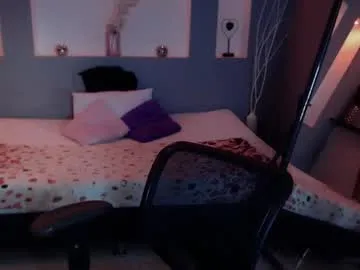 ANGELonDUTY – webcam model profile photo Image 15