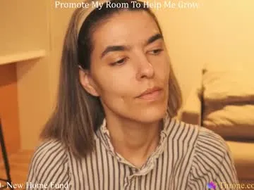 aniiieee_x – webcam model profile photo Image 18