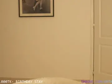 aniiieee_x – webcam model profile photo Image 7